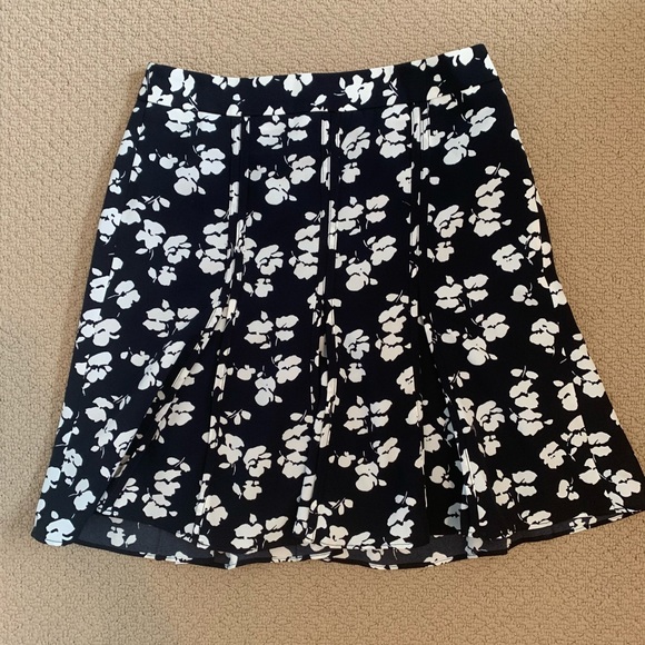 Floral Ann Taylor Skirt - Picture 1 of 3